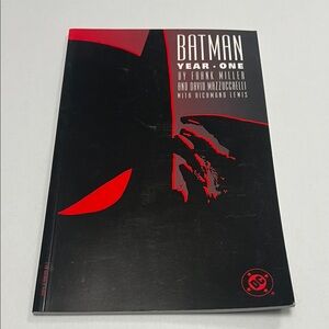 DC Comics Batman Year One - Black and Red Cover